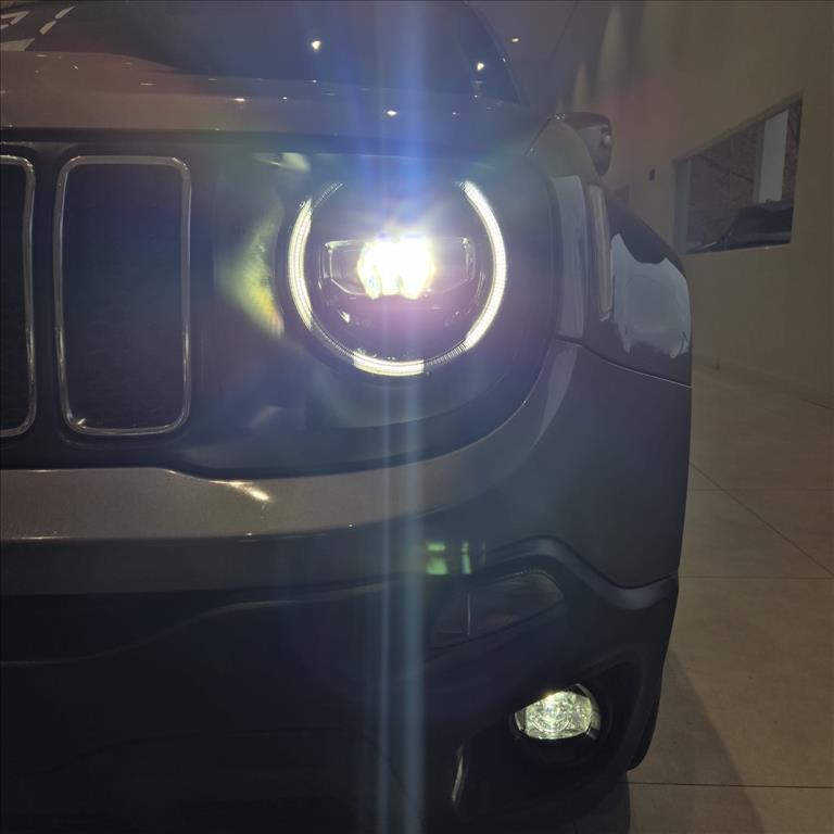 RENEGADE 1.8 16V FLEX LONGITUDE 4P AUTOMÁTICO