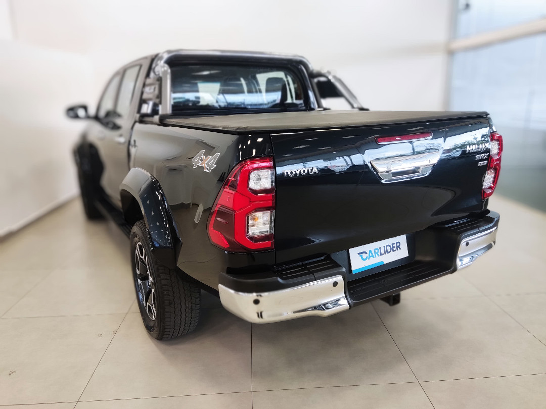 HILUX 2.8 D-4D TURBO DIESEL CD SRX 4X4 AUTOMÁTICO