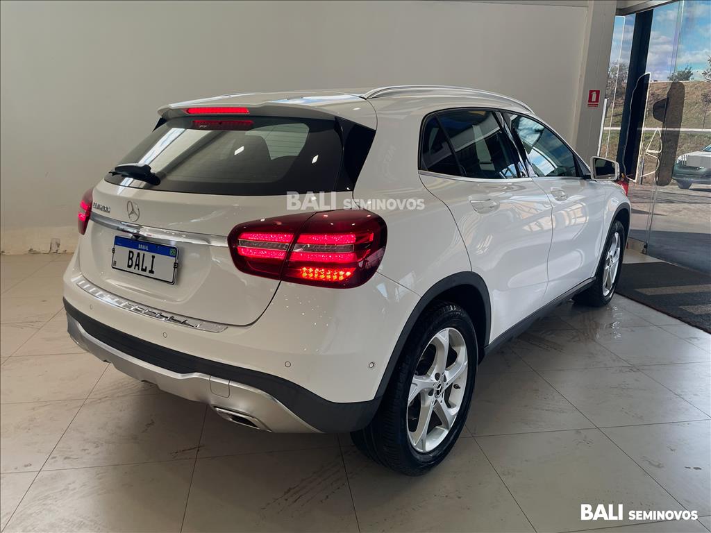 GLA 200 1.6 CGI FLEX ADVANCE 7G-DCT3