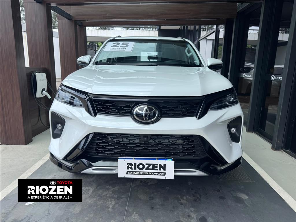 HILUX SW4 2.8 D-4D TURBO DIESEL SRX PLATINUM 7L 4X4 AUTOMÁTICO10