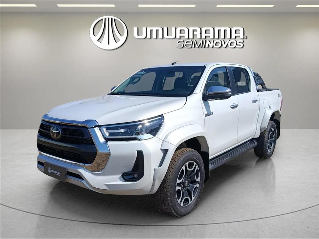 HILUX 2.8 D-4D TURBO DIESEL CD SRX PLUS 4X4 AUTOMÁTICO1