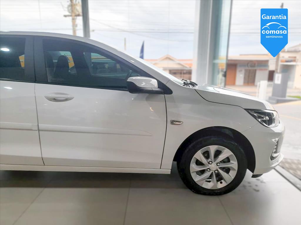 ONIX PLUS 1.0 TURBO FLEX LT AUTOMÁTICO3