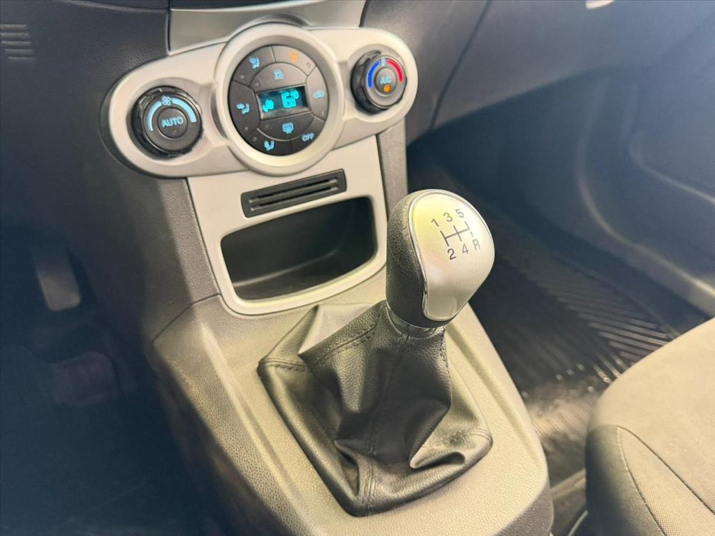 FIESTA 1.6 SE HATCH 16V FLEX 4P MANUAL13