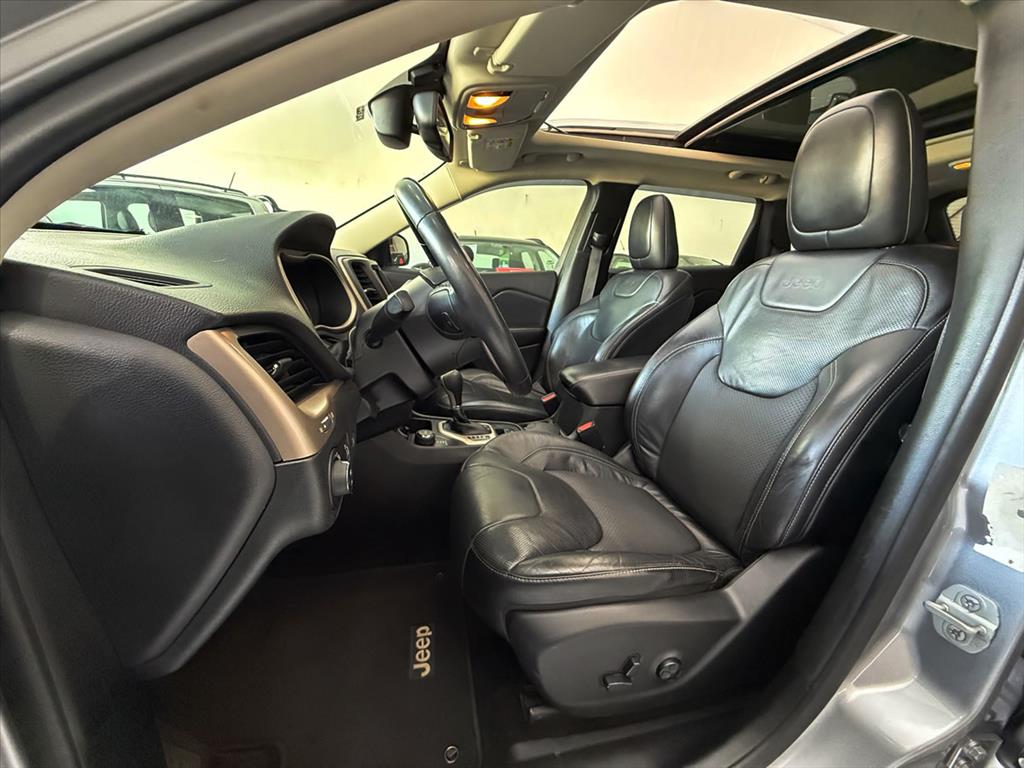 Jeep Cherokee - 3.2 LIMITED 4X4 V6 24V GASOLINA 4P AUTOMÁTICO