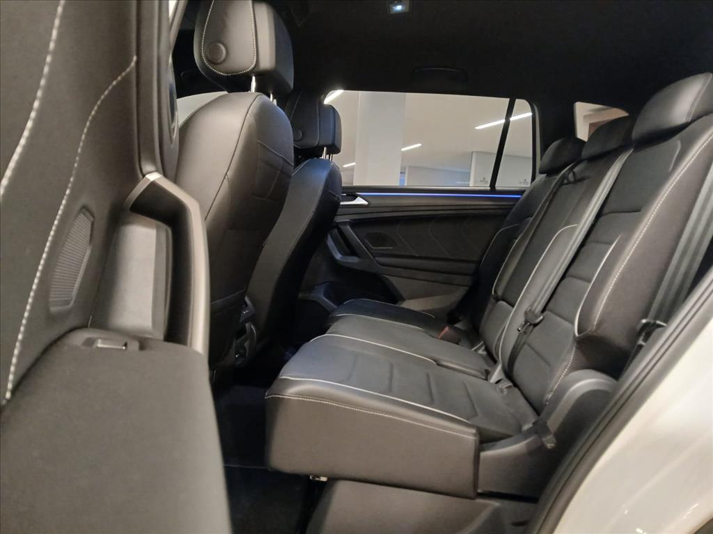 VW - Volkswagen-TIGUAN-2.0 300 TSI GASOLINA ALLSPACE R-LINE AUTOMÁTICO