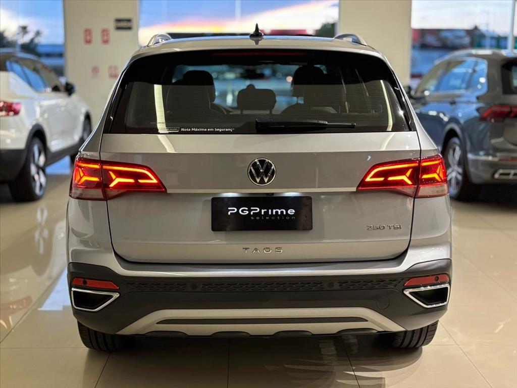 TAOS 1.4 250 TSI TOTAL FLEX HIGHLINE AUTOMÁTICO8