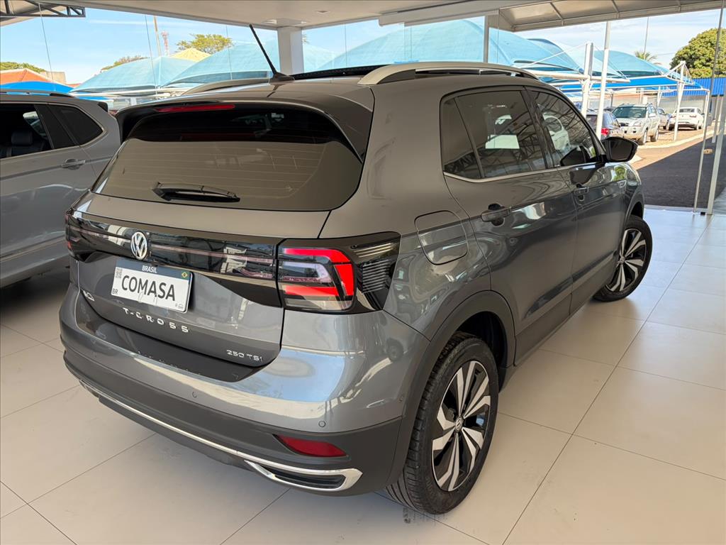 T-CROSS 1.4 250 TSI TOTAL FLEX HIGHLINE AUTOMÁTICO5
