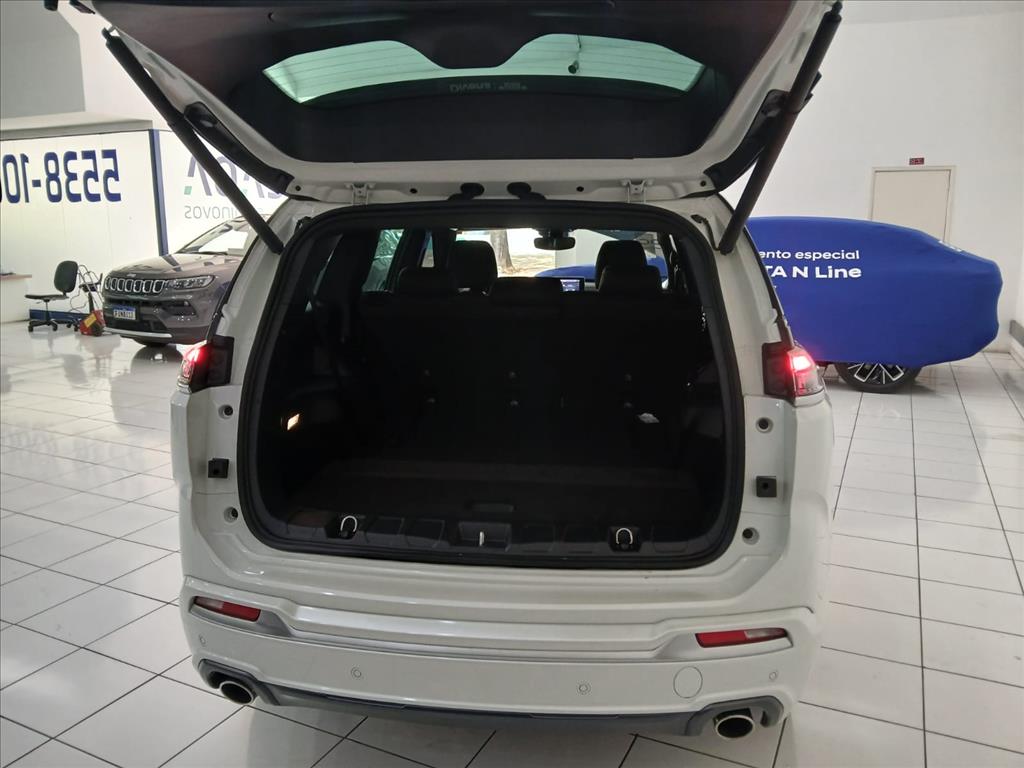 Jeep-COMMANDER-2.0 TD380 TURBO DIESEL OVERLAND AT9