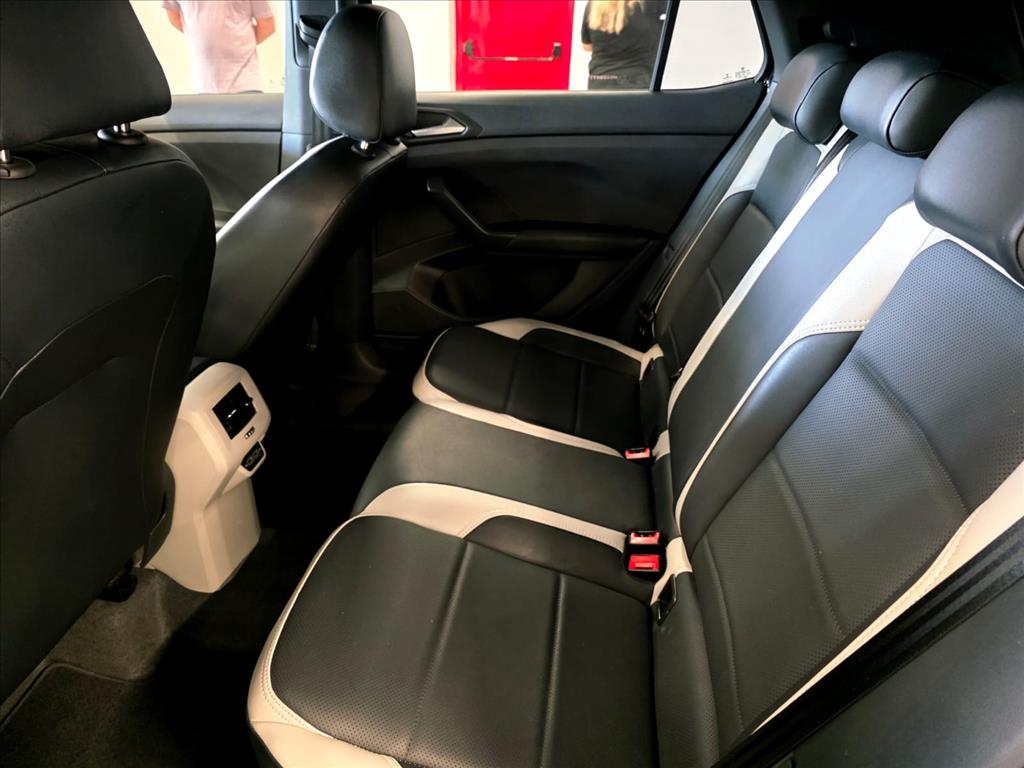 T-CROSS 1.4 250 TSI TOTAL FLEX HIGHLINE AUTOMÁTICO11