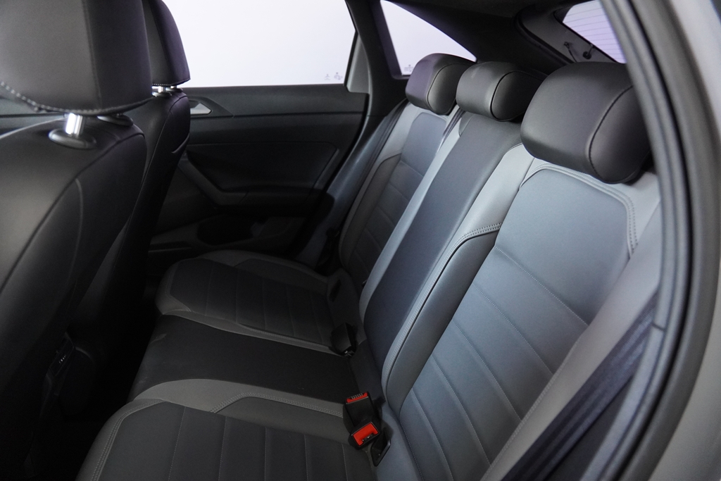 NIVUS 1.0 200 TSI TOTAL FLEX HIGHLINE AUTOMÁTICO9
