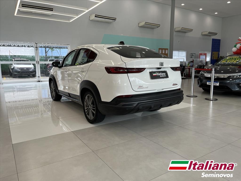 FASTBACK 1.0 TURBO 200 FLEX CVT2