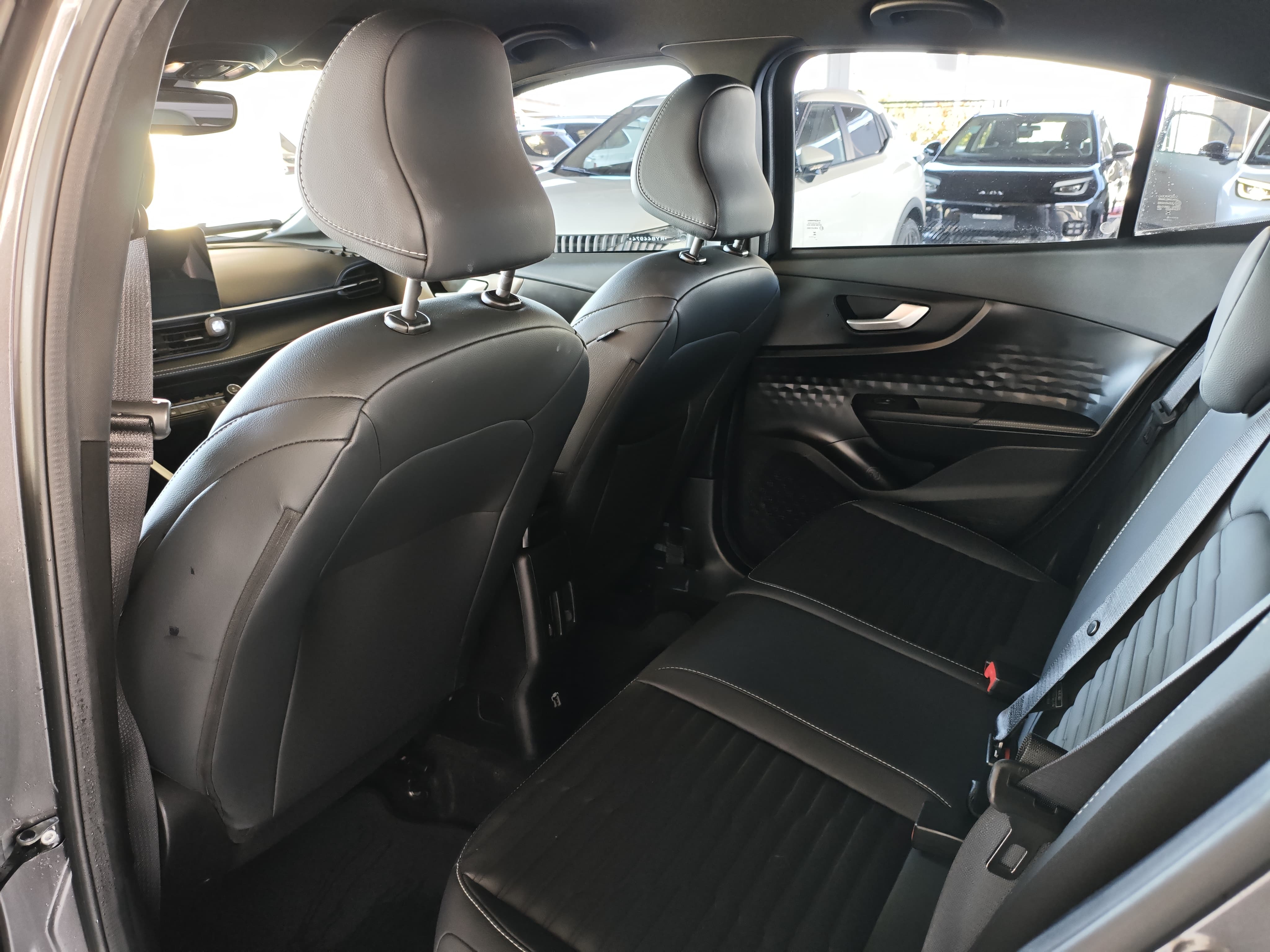 Fiat-FASTBACK-1.0 TURBO 200 FLEX IMPETUS CVT
