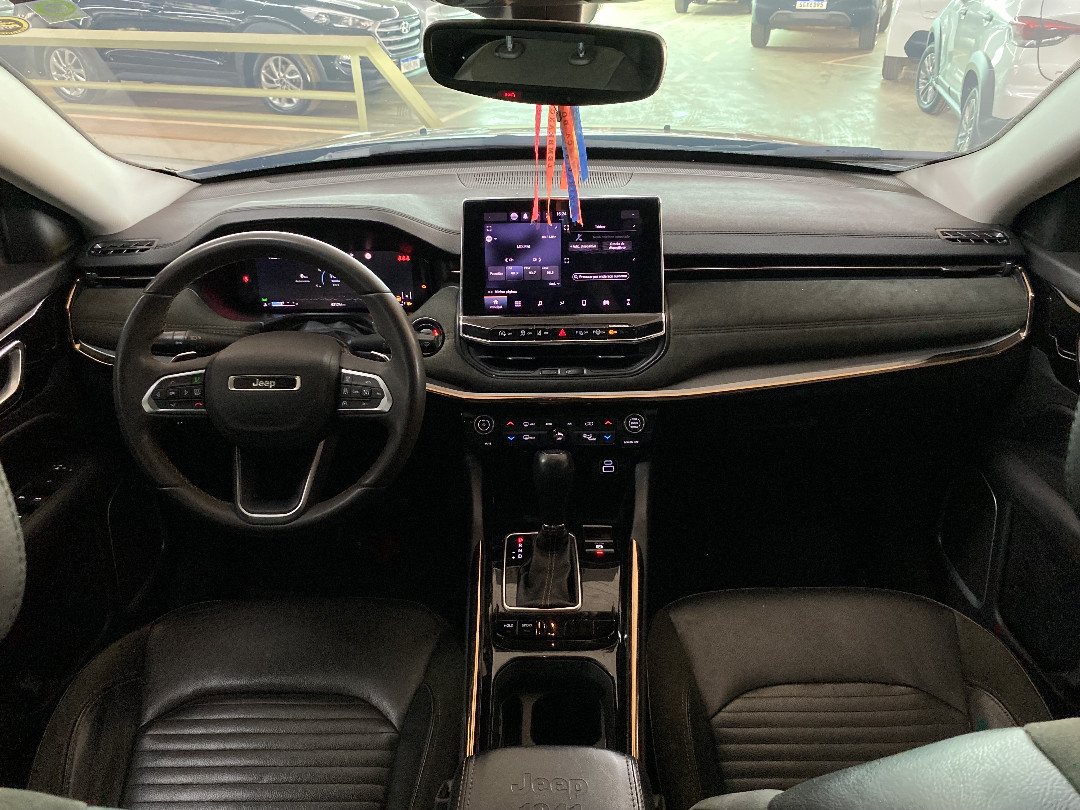COMMANDER 1.3 T270 TURBO FLEX LIMITED AT6