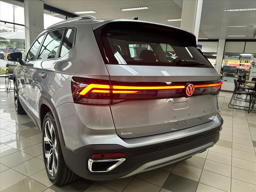 TAOS 1.4 250 TSI TOTAL FLEX HIGHLINE AUTOMÁTICO3