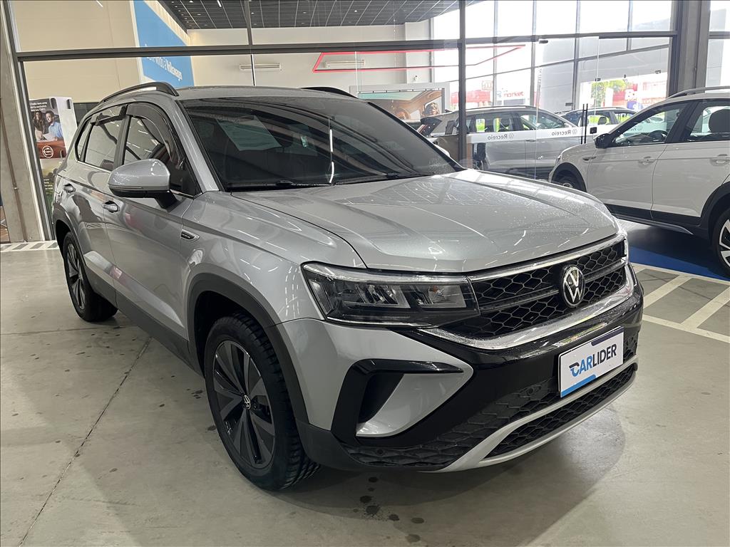 TAOS 1.4 250 TSI TOTAL FLEX COMFORTLINE AUTOMÁTICO2