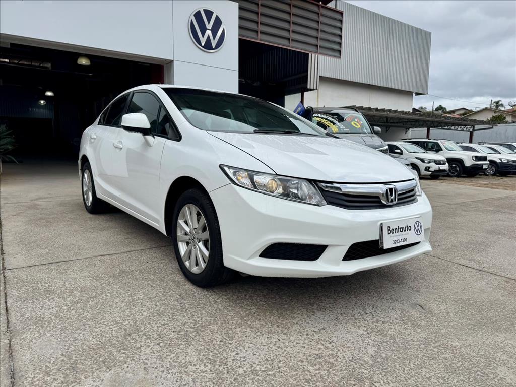 CIVIC 1.8 LXS 16V FLEX 4P AUTOMÁTICO2