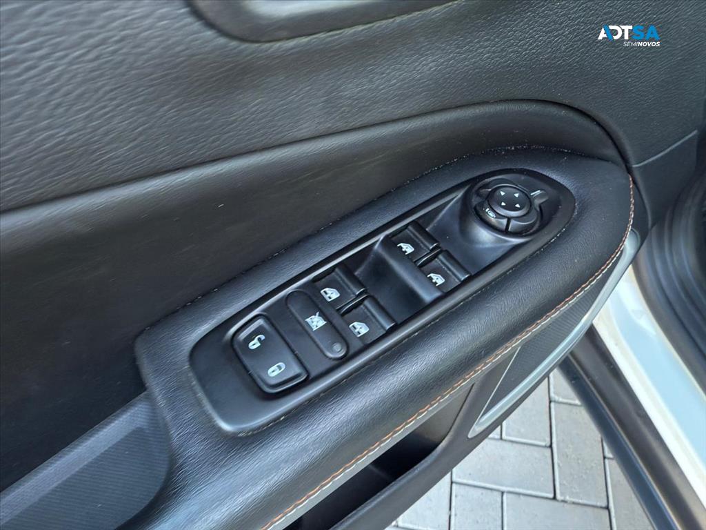 JEEP COMPASS 2.0 16V DIESEL LONGITUDE 4X4 AUTOMÁTICO