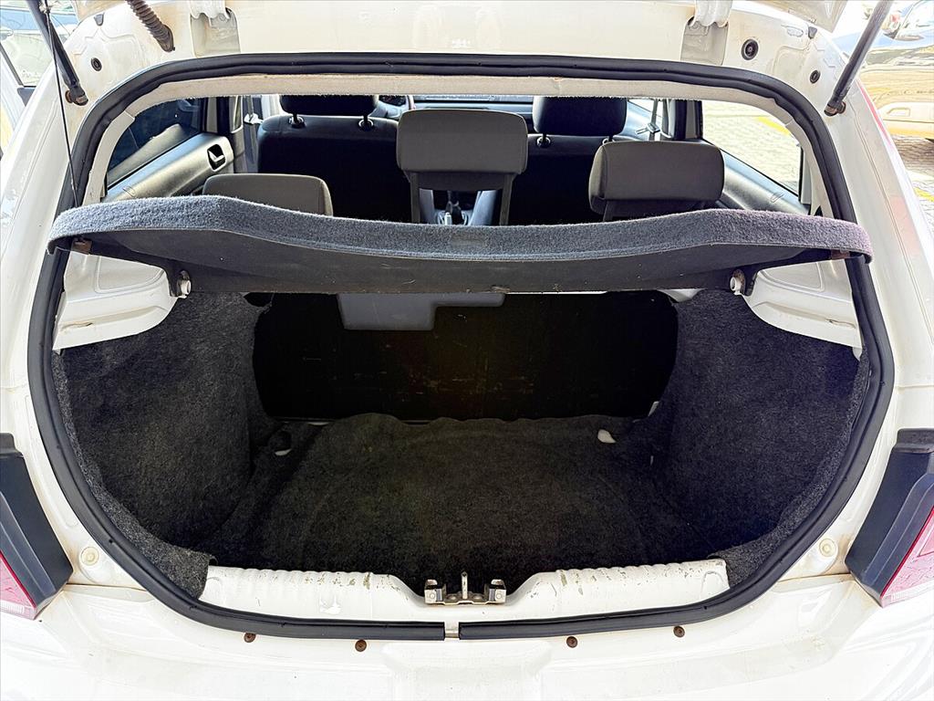 Volkswagen Gol - 1.0 12V MPI TOTALFLEX 4P MANUAL