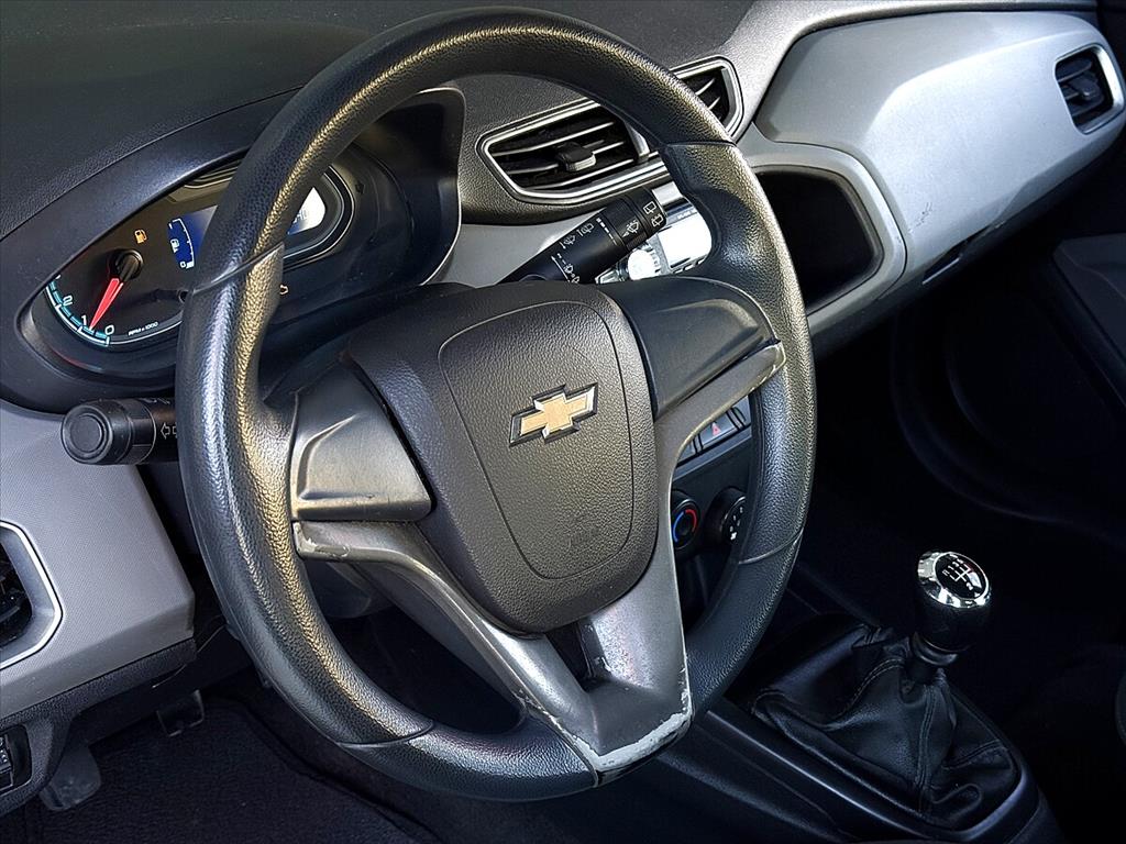 Chevrolet Onix - 1.0 MPFI LS 8V FLEX 4P MANUAL