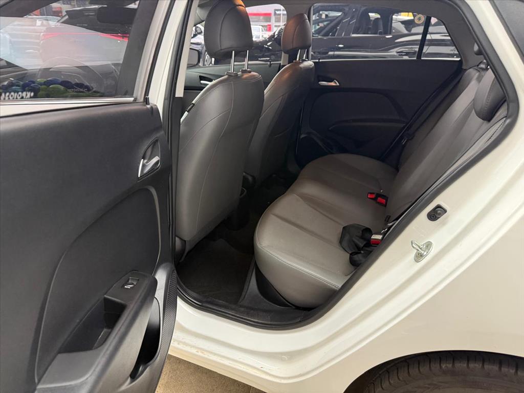 HB20S 1.6 PREMIUM 16V FLEX 4P AUTOMÁTICO6