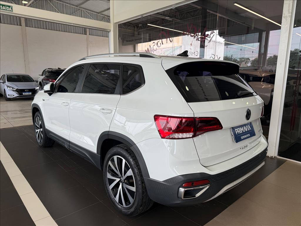TAOS 1.4 250 TSI TOTAL FLEX HIGHLINE AUTOMÁTICO3