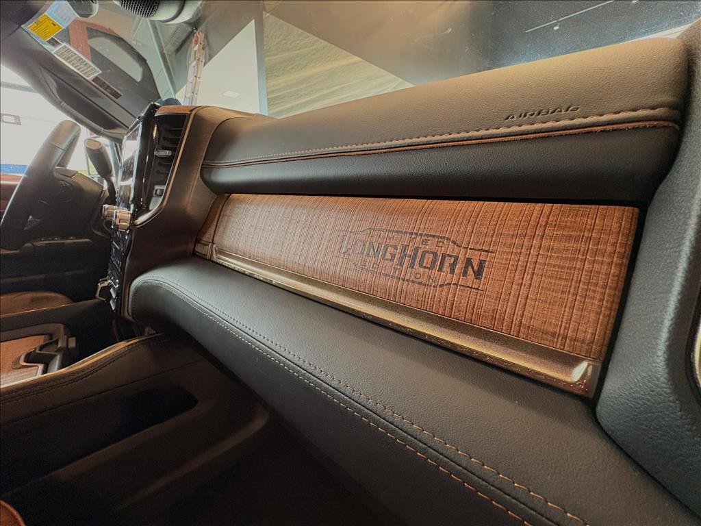 3500 6.7 I6 TURBO DIESEL LIMITED LONGHORN CD 4X4  AUTOMÁTICO10