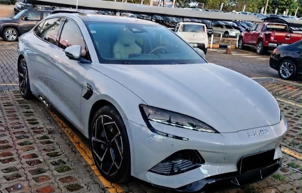 SEAL 82,5 KW ELÉTRICO AWD1