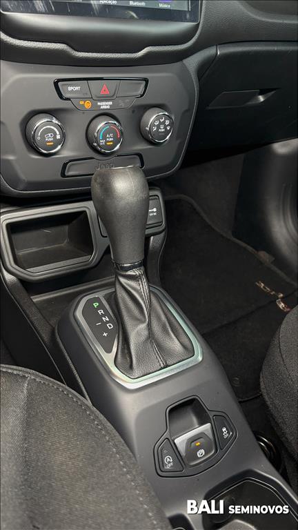 RENEGADE 1.8 16V FLEX 4P AUTOMÁTICO