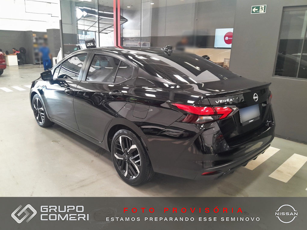 VERSA 1.6 16V FLEX EXCLUSIVE XTRONIC1