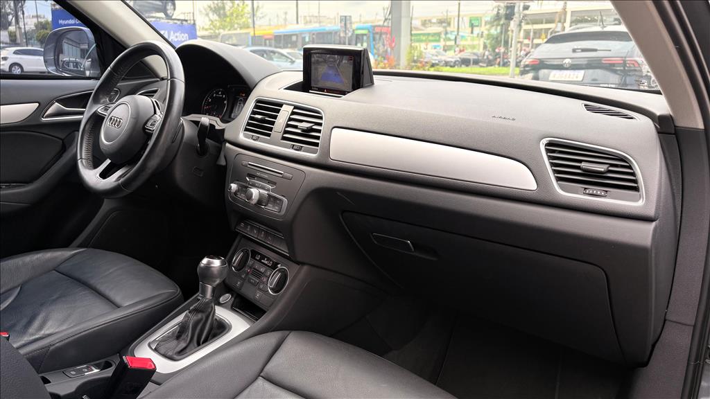 Q3 1.4 TFSI AMBIENTE FLEX 4P S TRONIC11