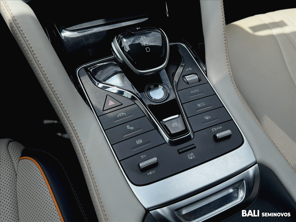 SONG PLUS 1.5 DM-I HÍBRIDO AUTOMÁTICO12