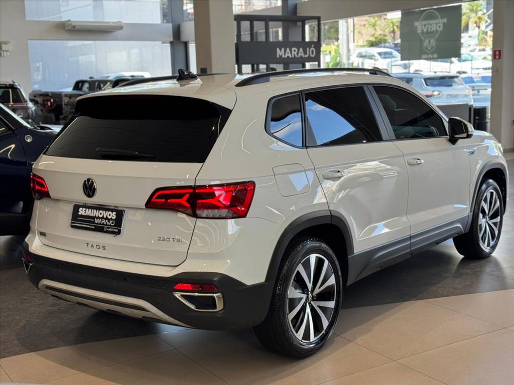 TAOS 1.4 250 TSI TOTAL FLEX COMFORTLINE AUTOMÁTICO13