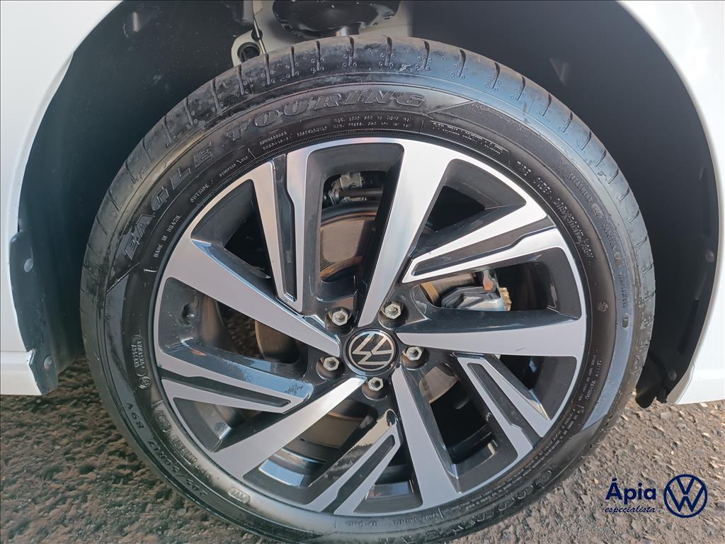 VIRTUS 1.0 200 TSI HIGHLINE AUTOMÁTICO11