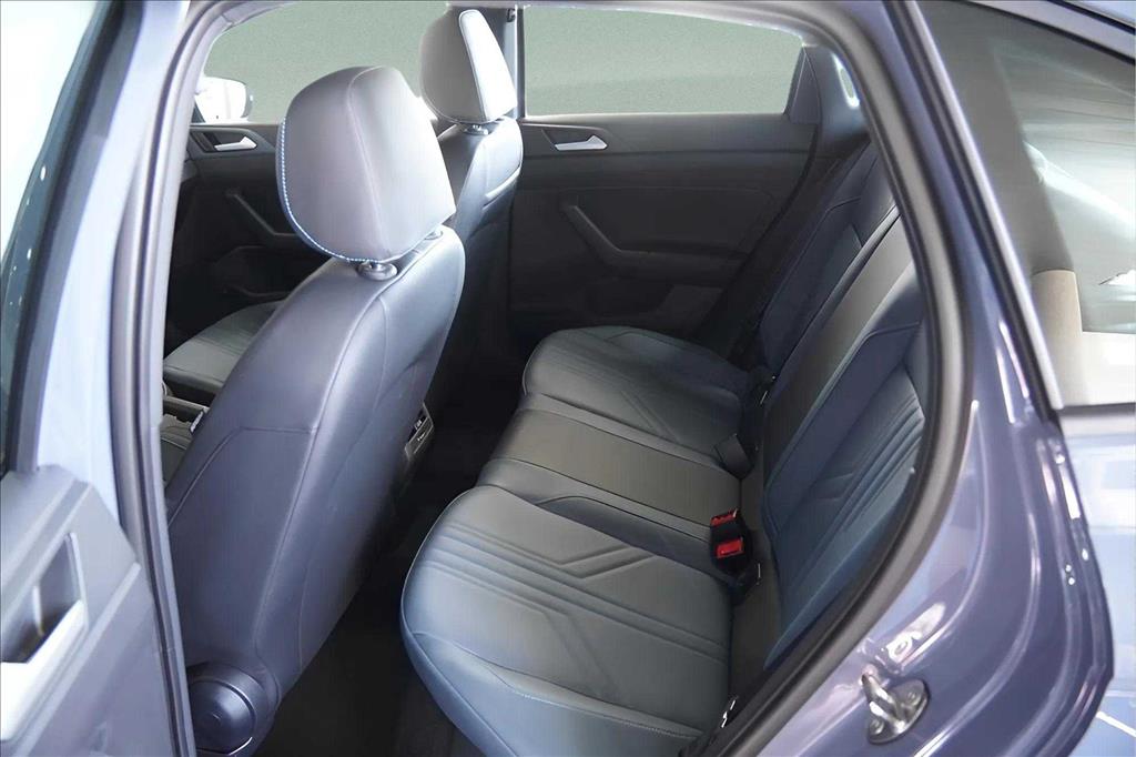 NIVUS 1.0 200 TSI TOTAL FLEX HIGHLINE AUTOMÁTICO10