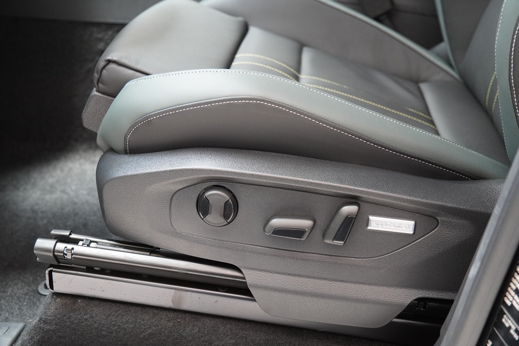 AMAROK 3.0 V6 TDI DIESEL EXTREME CD 4MOTION AUTOMÁTICO10