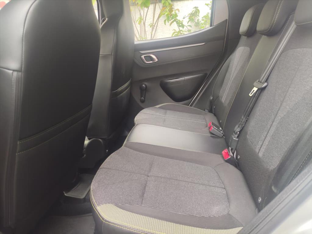 KWID 1.0 12V SCE FLEX OUTSIDER MANUAL8