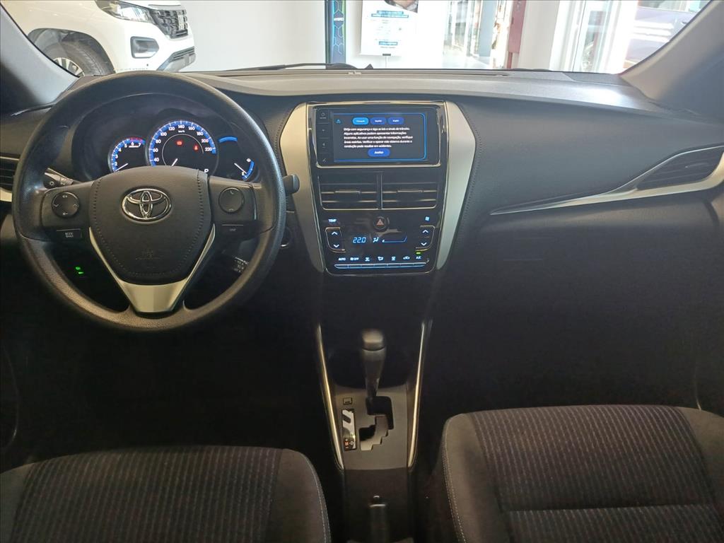 YARIS 1.5 16V FLEX SEDAN XL PLUS CONNECT MULTIDRIVE YARIS 1.5 16V FLEX SEDAN XL PLUS CONNECT MULTIDRIVE