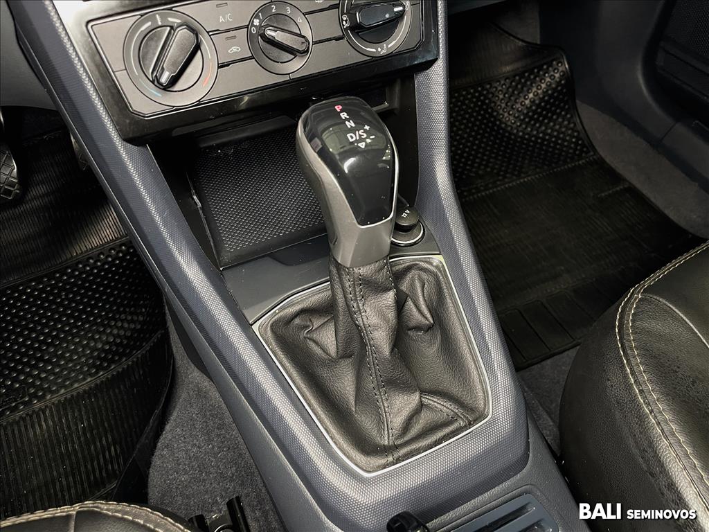 T-CROSS 1.0 200 TSI TOTAL FLEX SENSE AUTOMÁTICO14