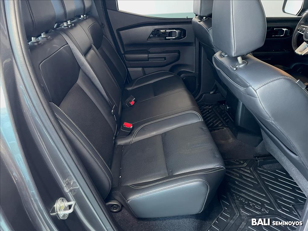 L200 TRITON 2.4 16V TURBO DIESEL SPORT HPE CD 4P 4X4 AUTOMÁTICO16