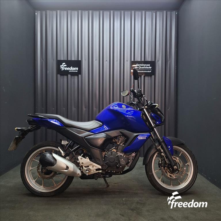 Moto YAMAHA do modelo FAZER FZ15 ABS 2023/2023