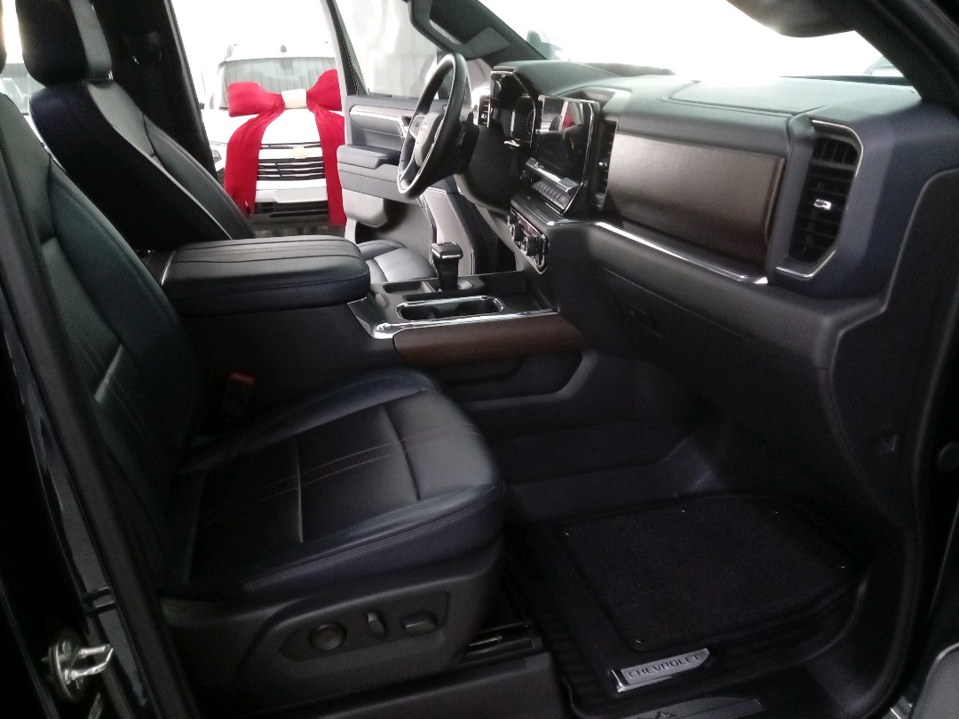 SILVERADO 5.3 V8 GASOLINA 1500 HIGH COUNTRY 4X4 AUTOMÁTICO11