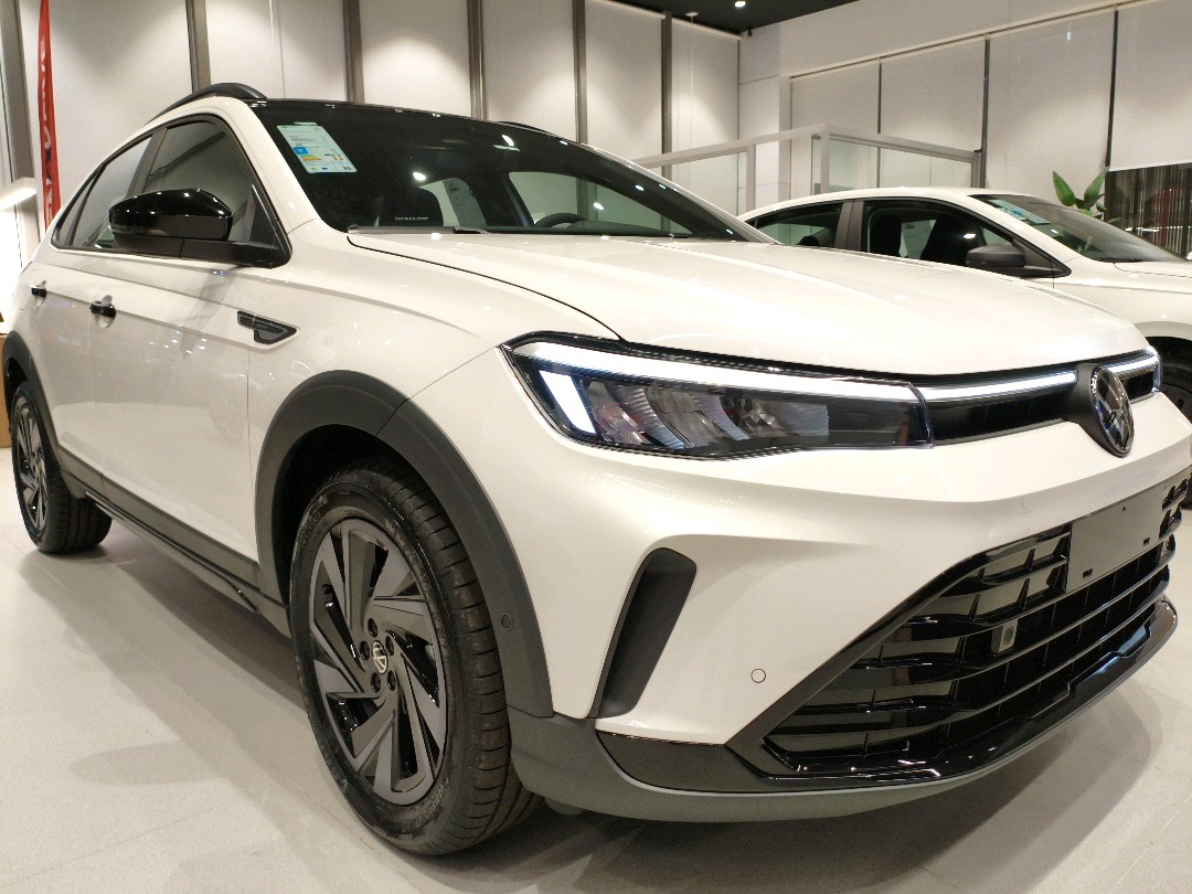 NIVUS 1.0 200 TSI TOTAL FLEX HIGHLINE AUTOMÁTICO1