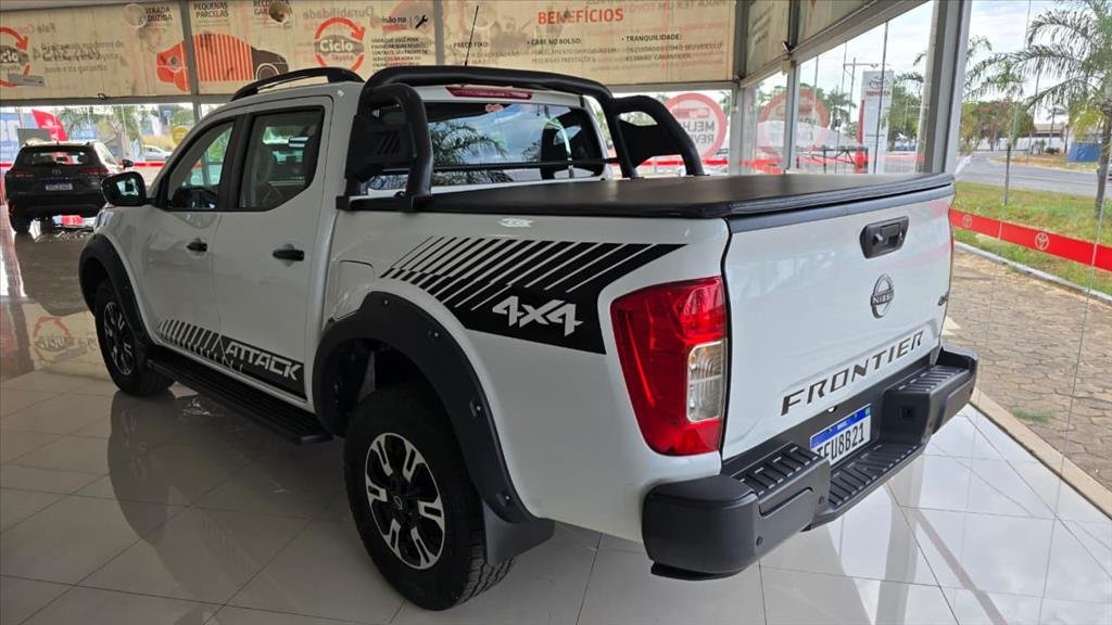 FRONTIER 2.3 16V TURBO DIESEL ATTACK CD 4X4 AUTOMÁTICO5