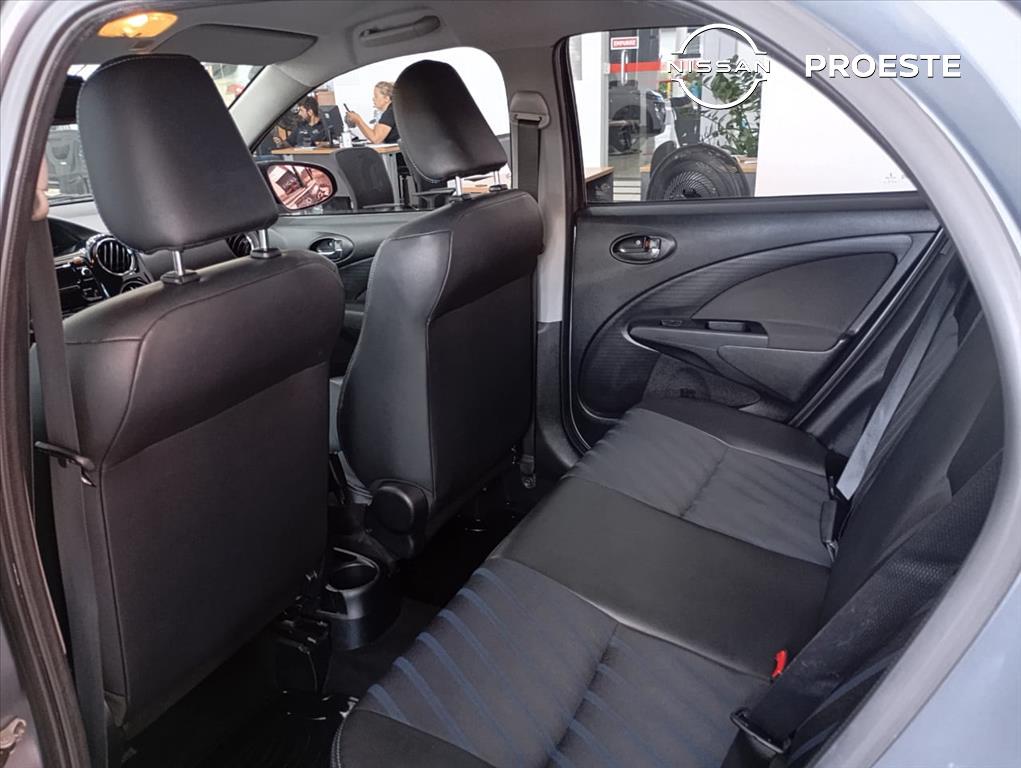 ETIOS 1.5 XS 16V FLEX 4P MANUAL8