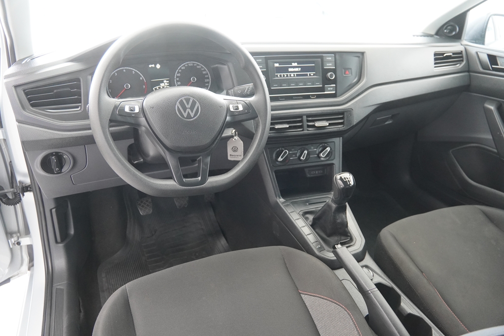 POLO 1.0 MPI TRACK MANUAL8