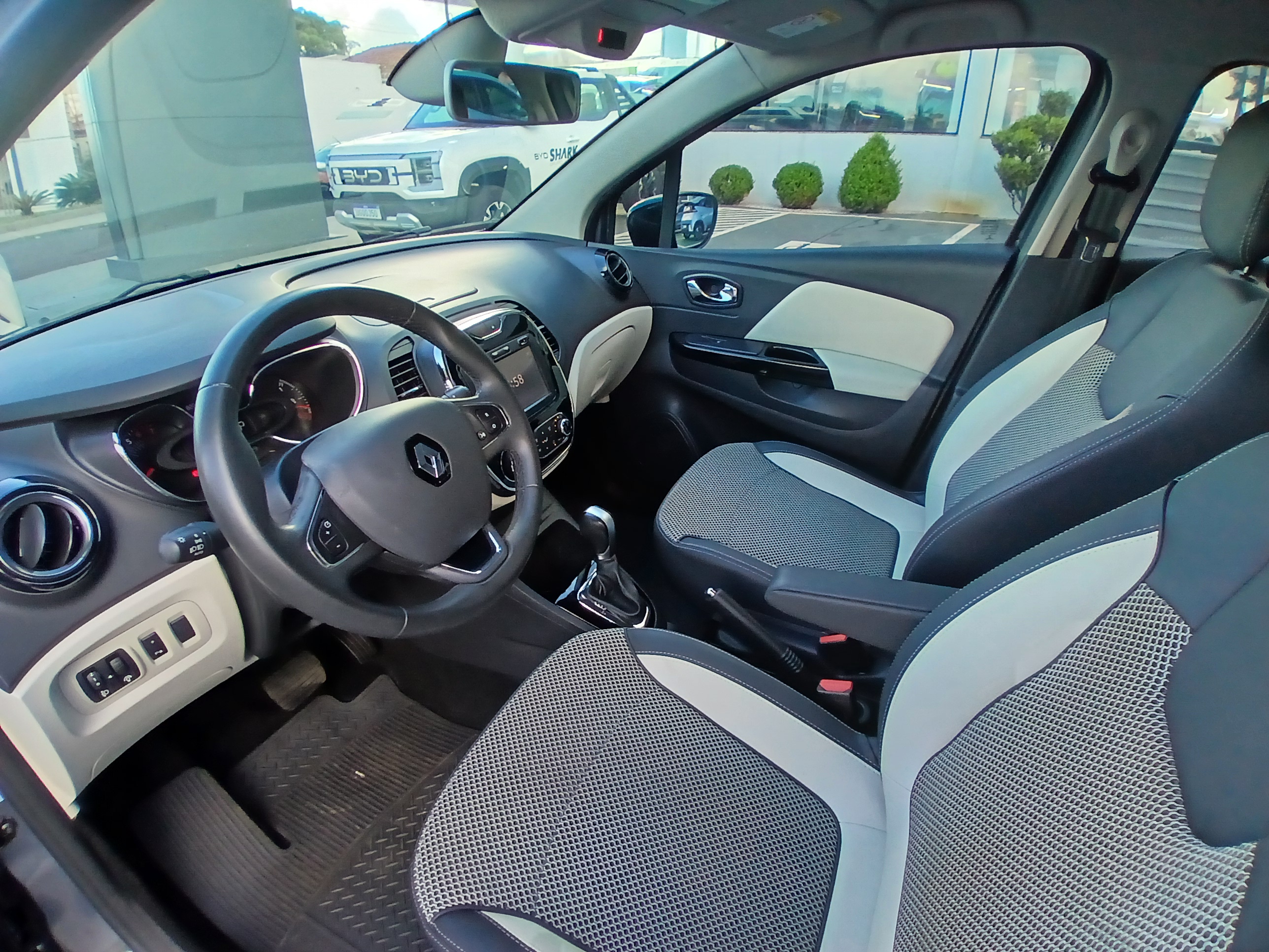 CAPTUR 1.6 16V SCE FLEX INTENSE X-TRONIC9