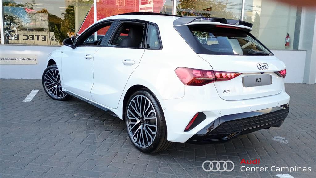 A3 2.0 40 TFSI GASOLINA SPORTBACK PERFORMANCE BLACK S-TRONIC15