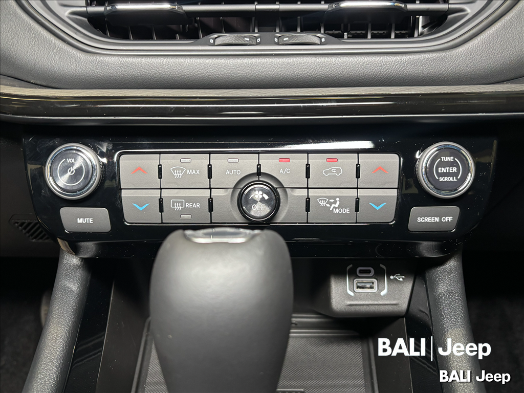 COMPASS 2.0 HURRICANE 4 TURBO GASOLINA BLACKHAWK AT914