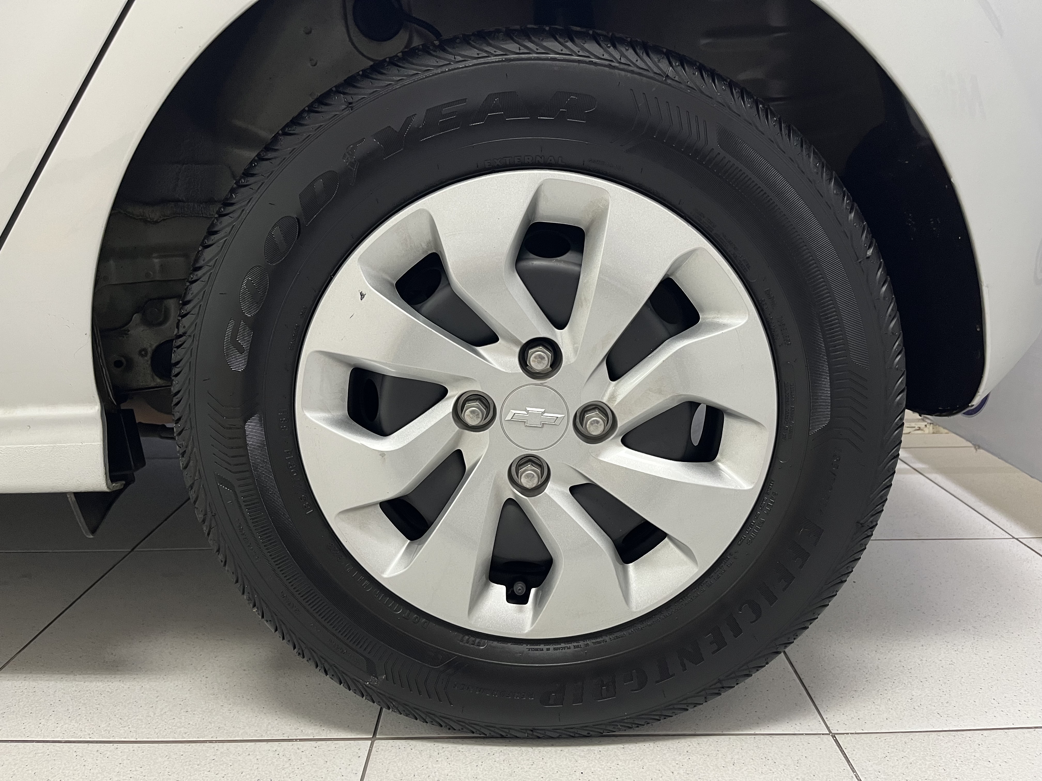 ONIX 1.0 MPFI LT 8V FLEX 4P MANUAL11