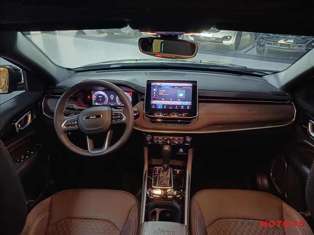 Jeep-COMMANDER-1.3 T270 TURBO FLEX OVERLAND AT6